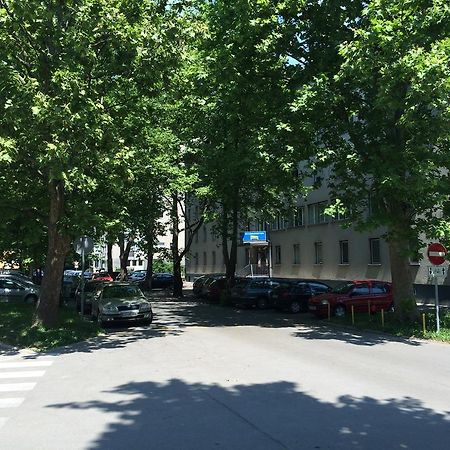 Simple Accommodation Vodmat Ljubljana Ngoại thất bức ảnh